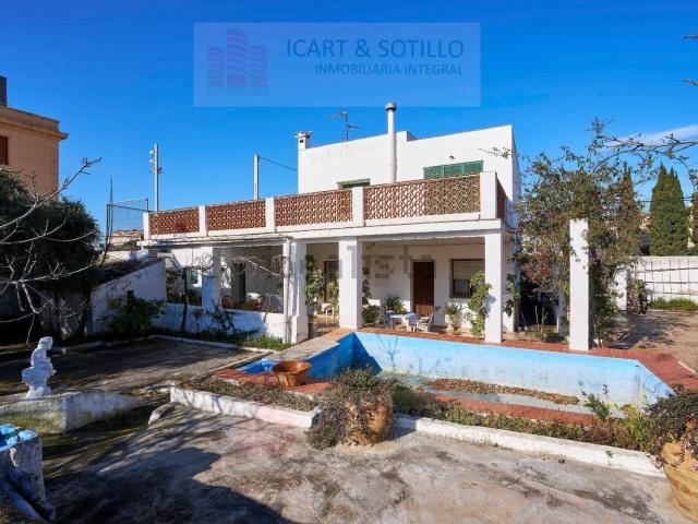 Chalet, Alcanar