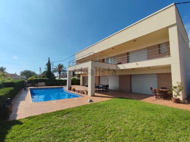 Chalet, Alcanar