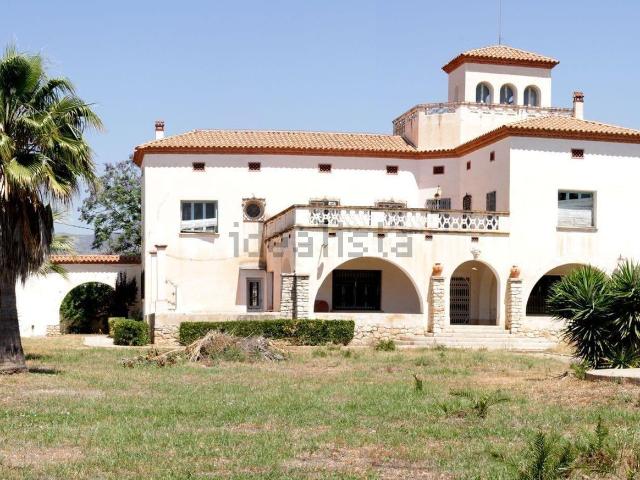 Chalet, Alcanar