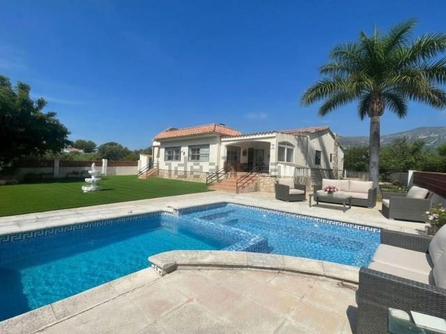 Chalet, Alcanar