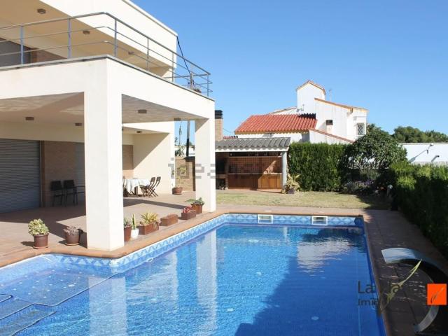 Chalet, Alcanar