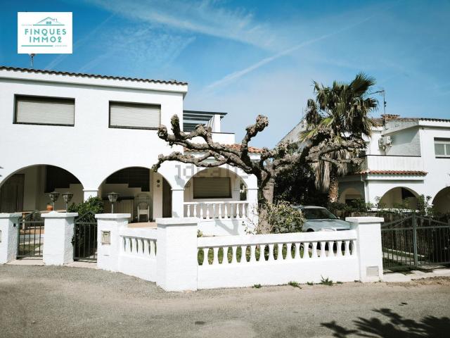 Chalet, Alcanar