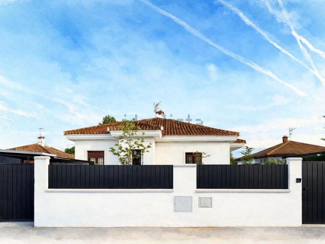 Chalet, Alcalá de Guadaira