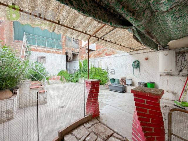 Chalet, Alcarrás