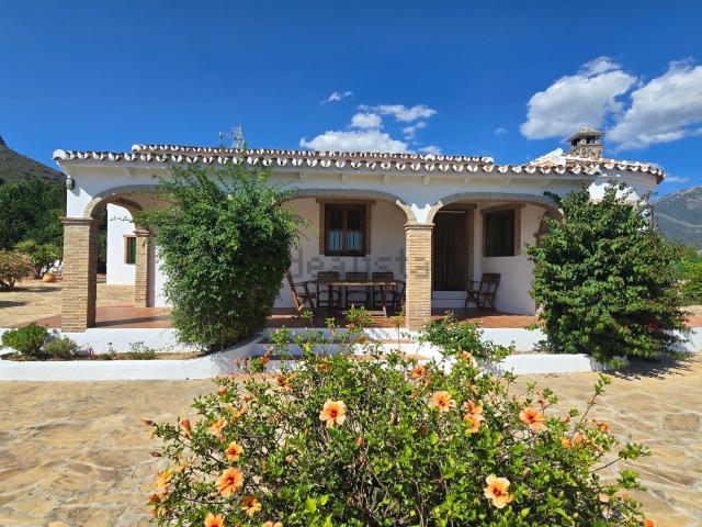 Chalet, Alcaucín