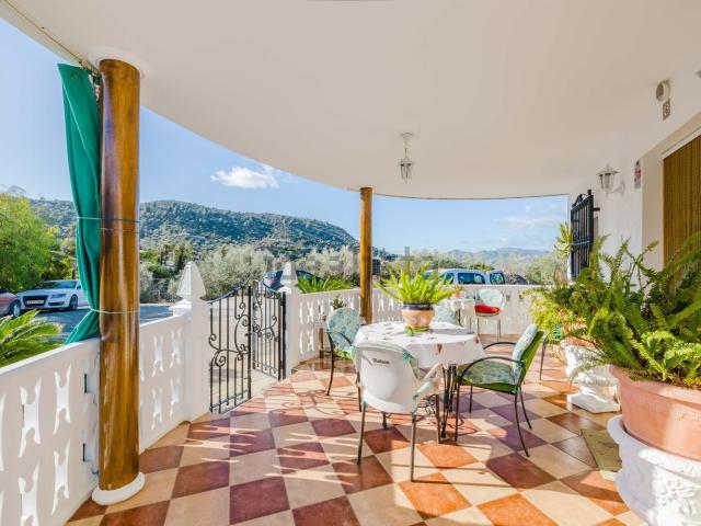 Chalet, Alcaucín