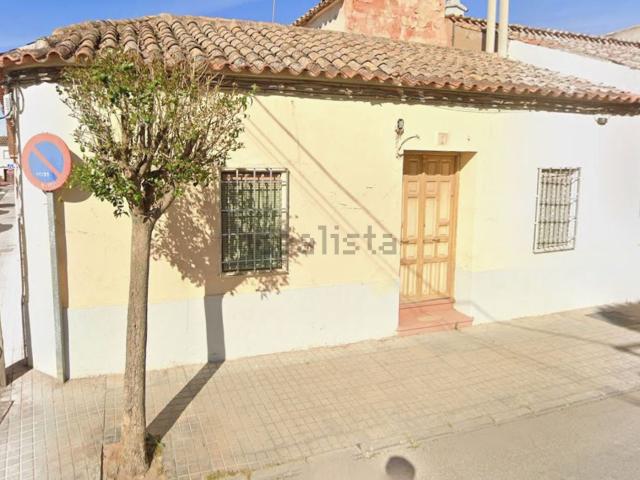 Chalet, Alcazar de San Juan