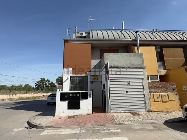 Chalet, Alcazar de San Juan