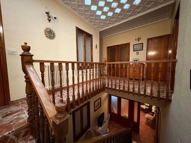 Chalet, Alcazar de San Juan