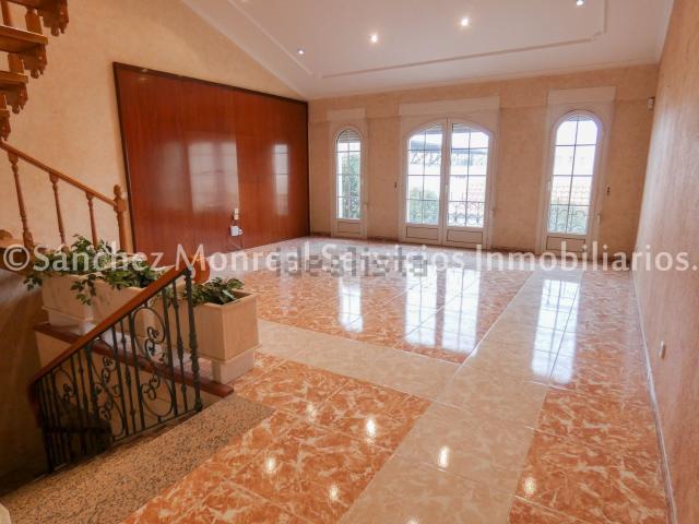 Chalet, Alcazar de San Juan