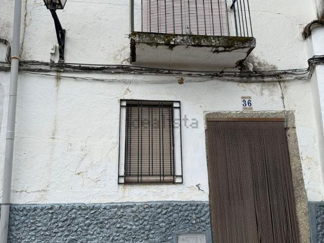 Chalet, Alcuéscar