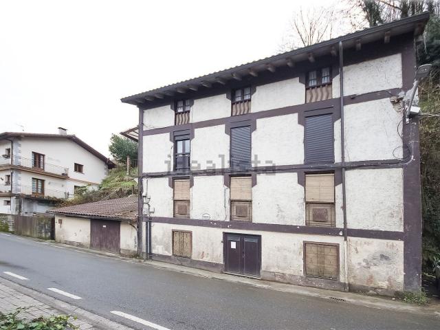 Chalet, Alegia