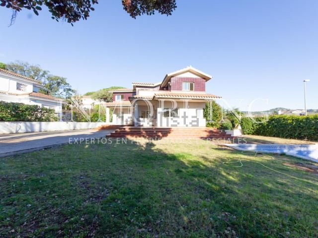 Chalet, Alella