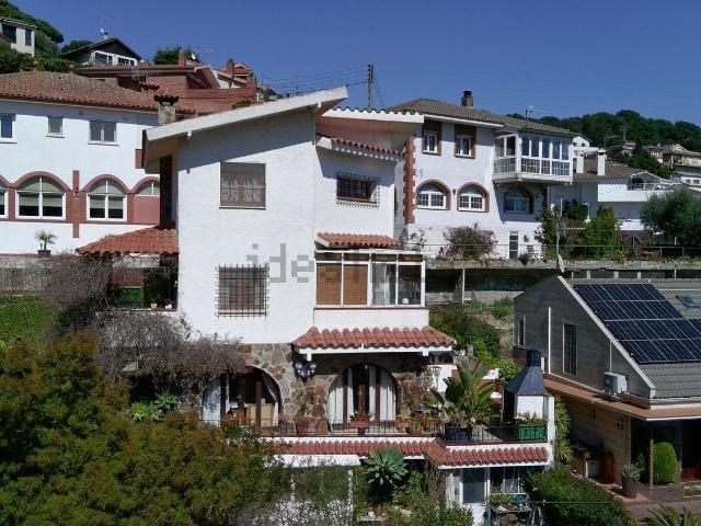 Chalet, Alella