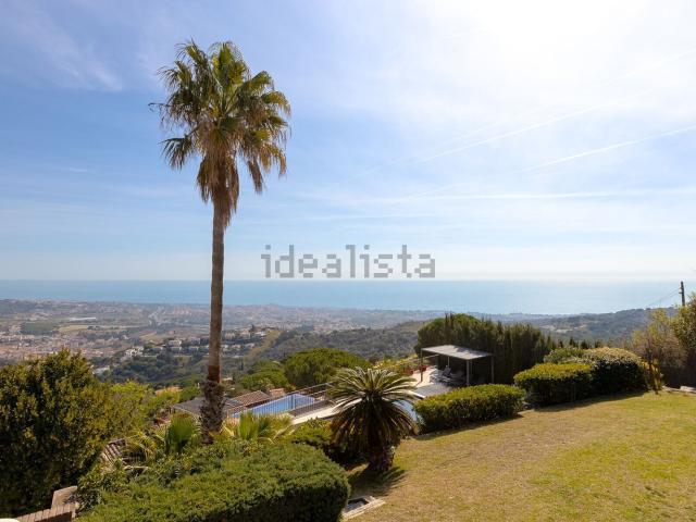 Chalet, Alella