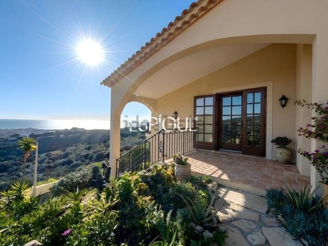 Chalet, Alella