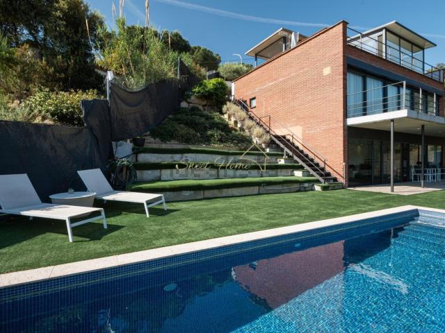 Chalet, Alella