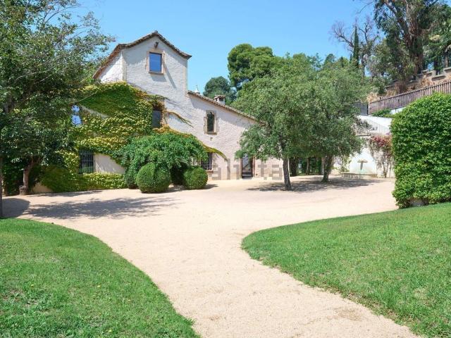 Chalet, Alella
