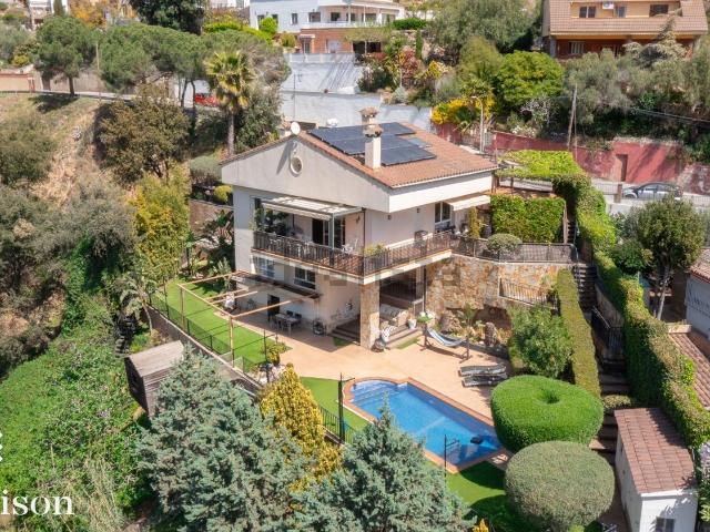 Chalet, Alella