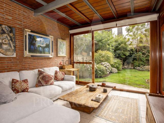 Chalet, Alella