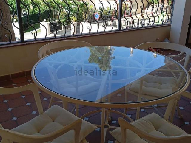 Chalet, Alella