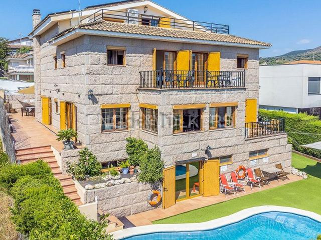 Chalet, Alella