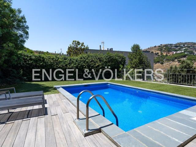 Chalet, Alella