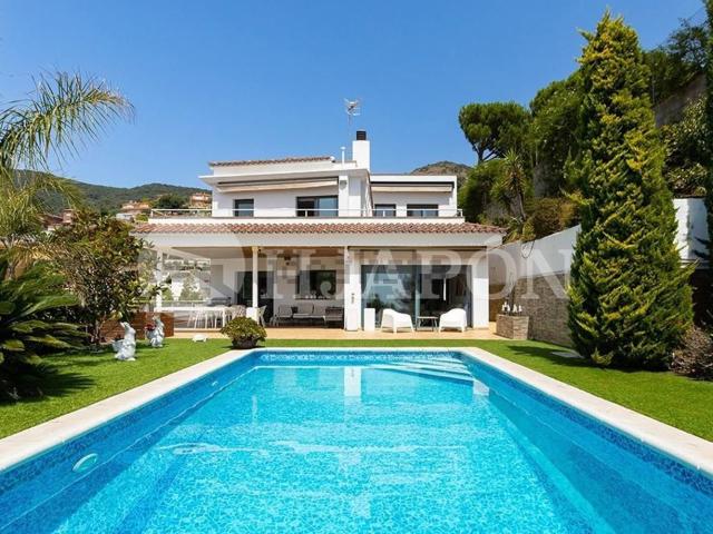Chalet, Alella
