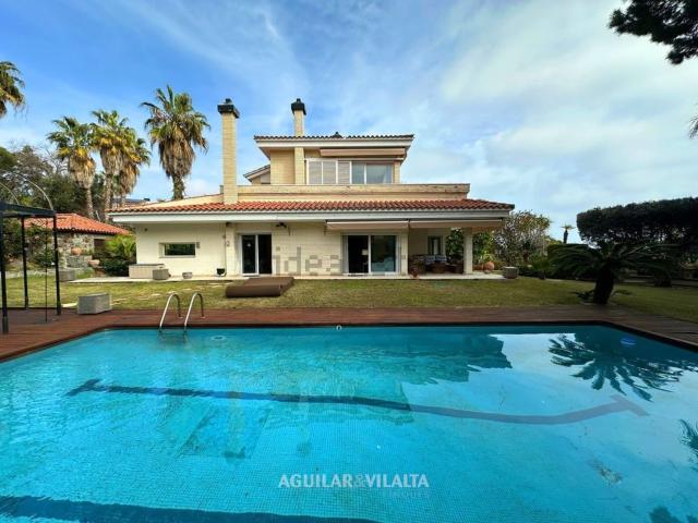 Chalet, Alella