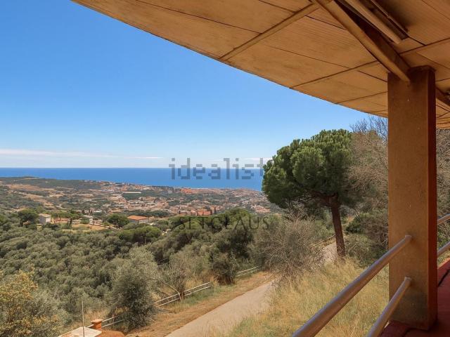 Chalet, Alella