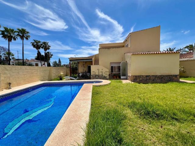 Chalet, Alfaz del Pi