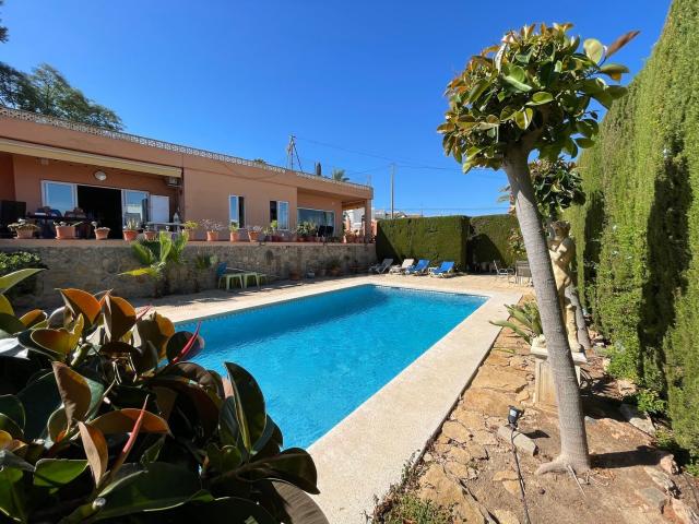 Chalet, Alfaz del Pi