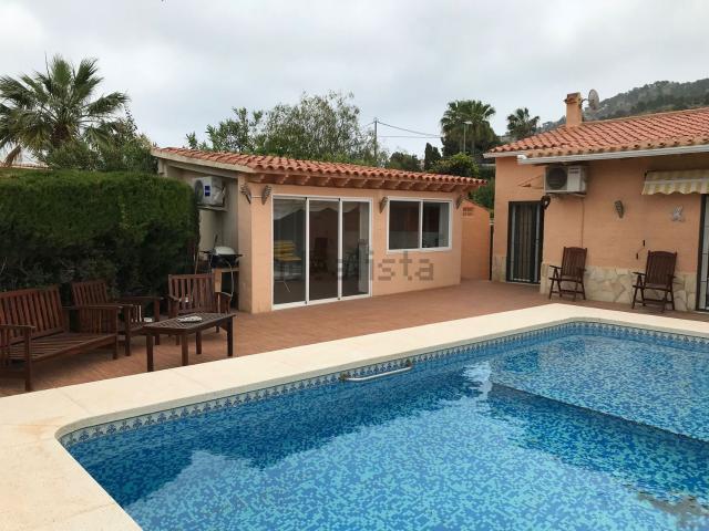 Chalet, Alfaz del Pi