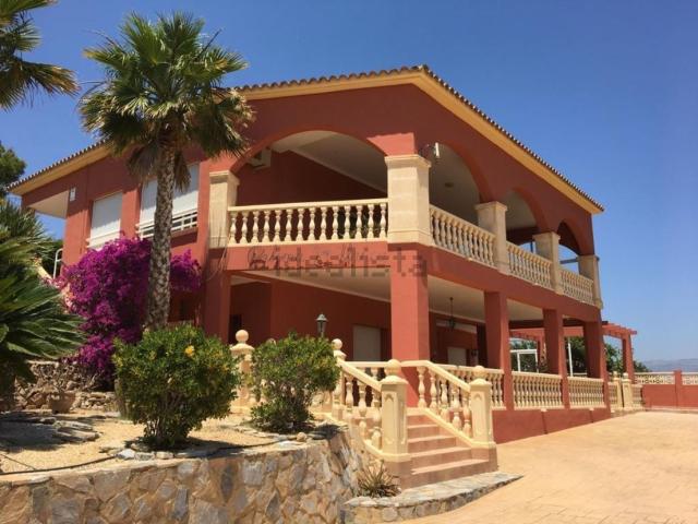 Chalet, Alfaz del Pi