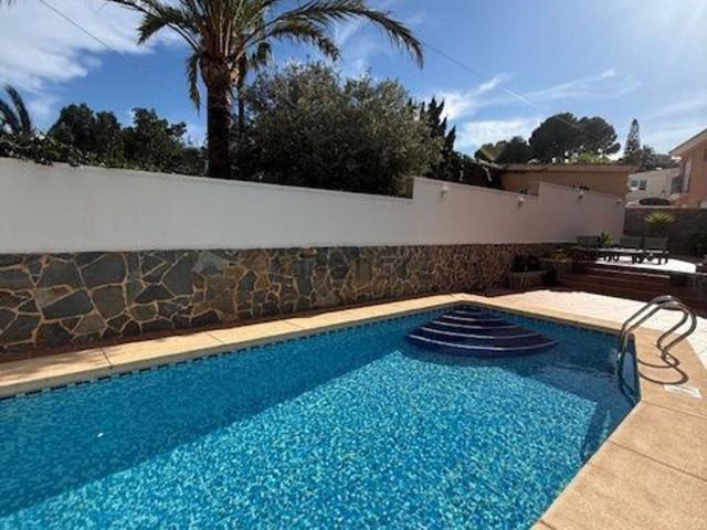 Chalet, Alfaz del Pi
