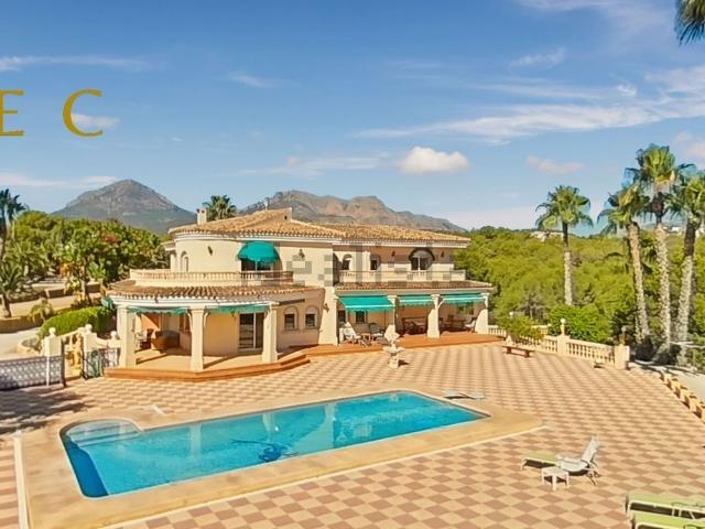 Chalet, Alfaz del Pi