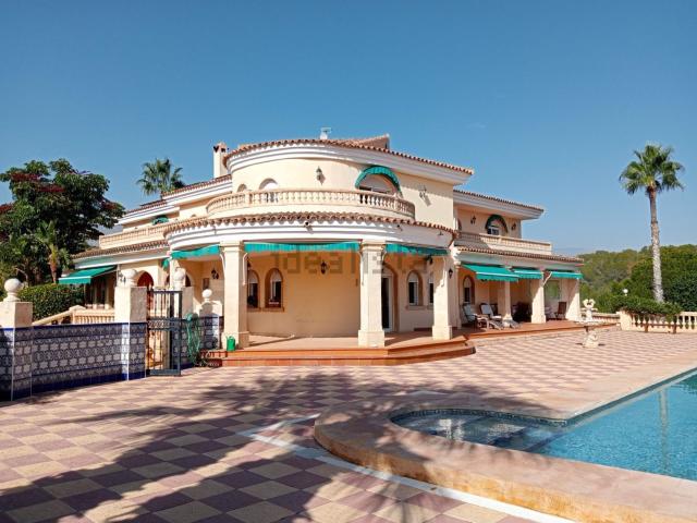 Chalet, Alfaz del Pi