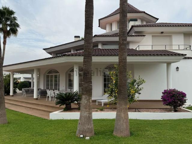 Chalet, Alfaz del Pi