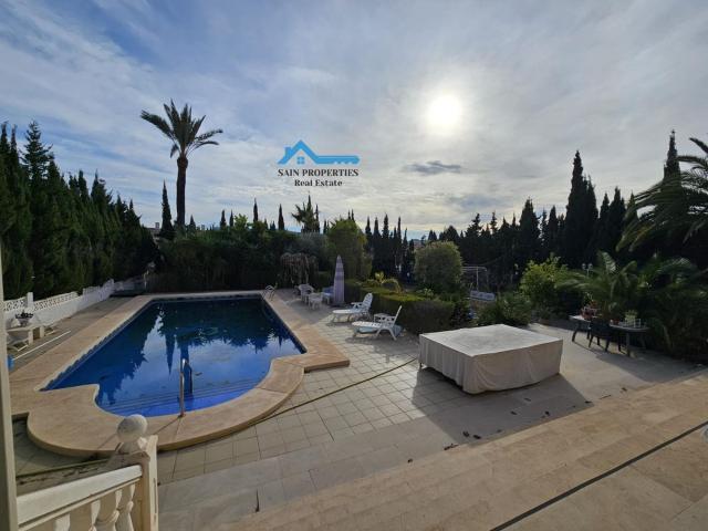 Chalet, Alfaz del Pi