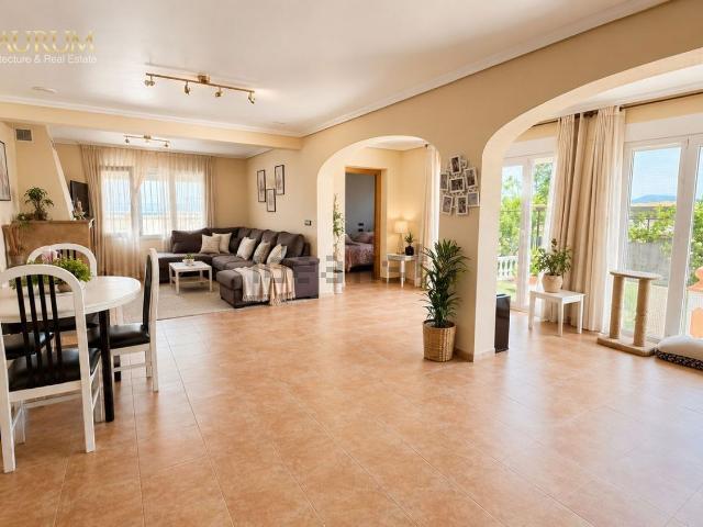 Chalet, Alfaz del Pi