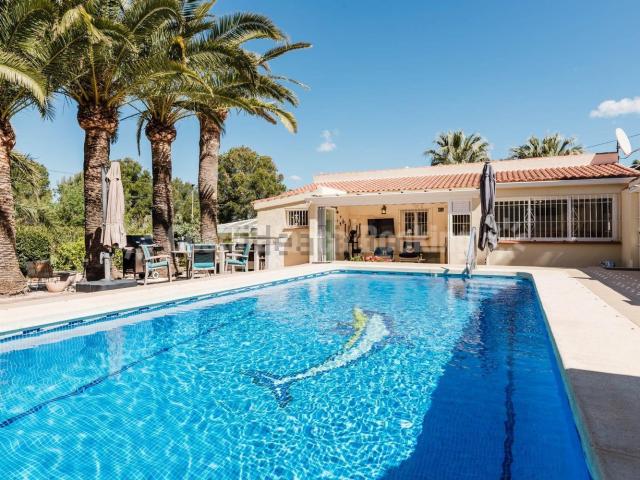 Chalet, Alfaz del Pi