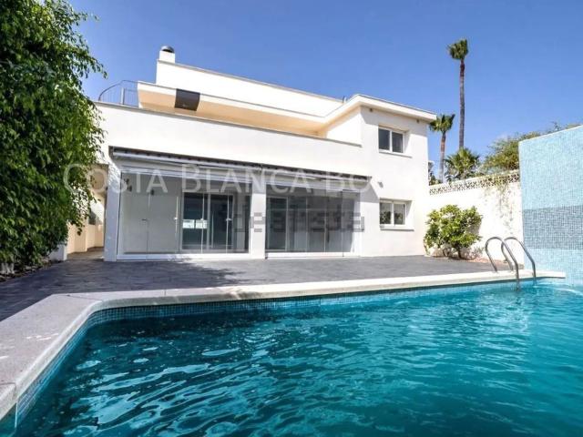 Chalet, Alfaz del Pi