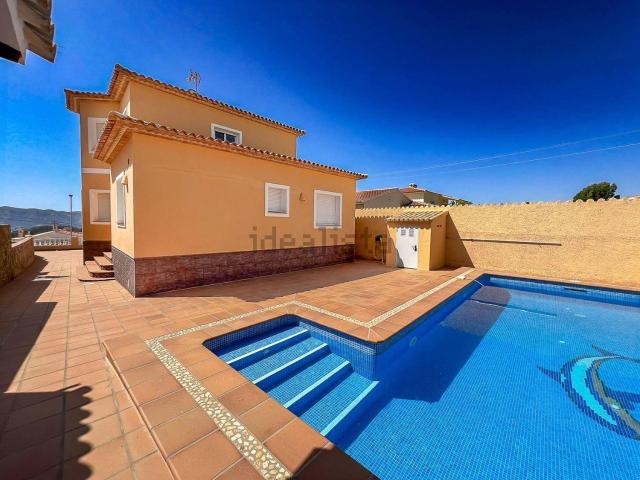Chalet, Alfaz del Pi