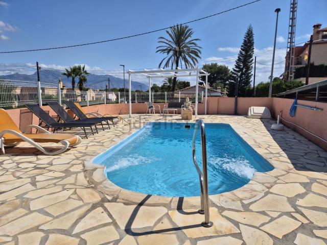 Chalet, Alfaz del Pi