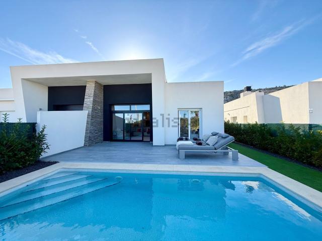 Chalet, Algorfa