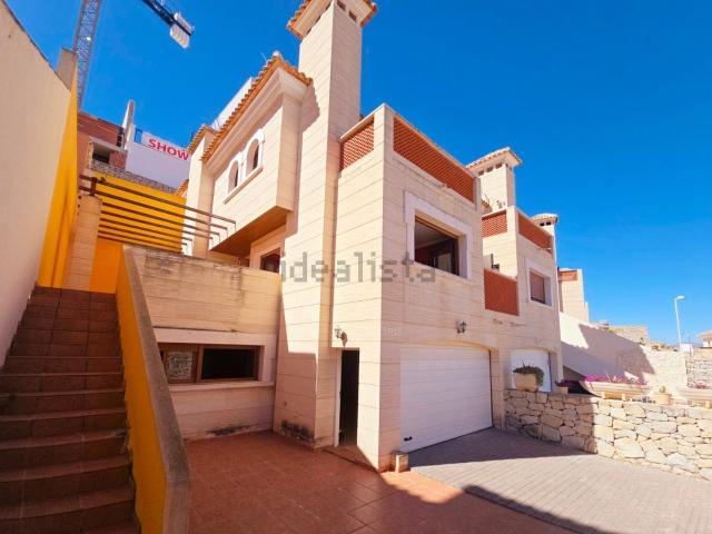 Chalet, Algorfa