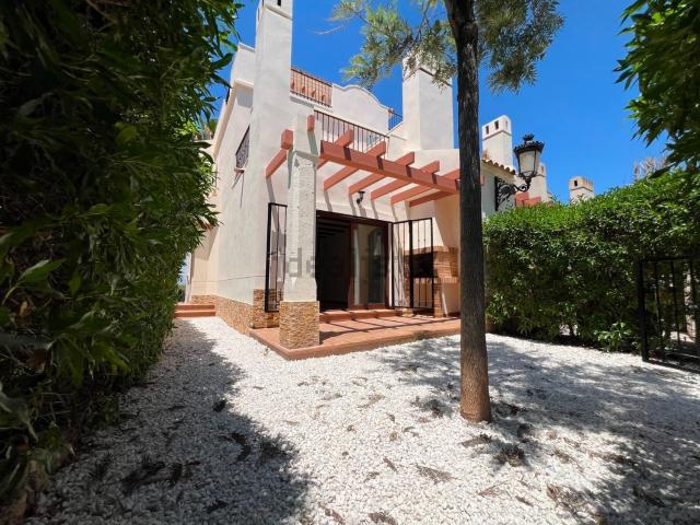 Chalet, Algorfa