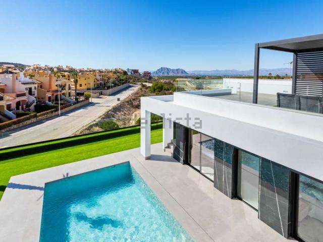 Chalet, Algorfa