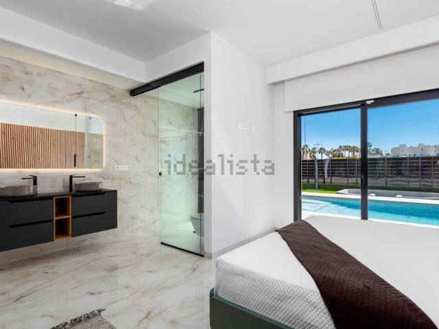 Chalet, Algorfa
