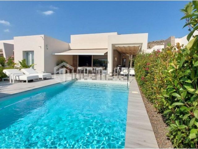 Chalet, Algorfa